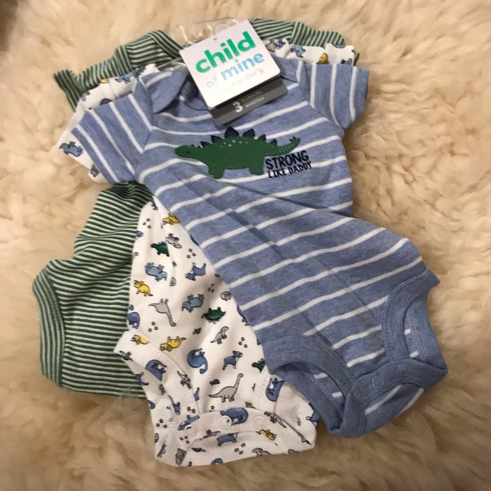 Child of mine by Carter’s. 3 newborn bodysuits set
